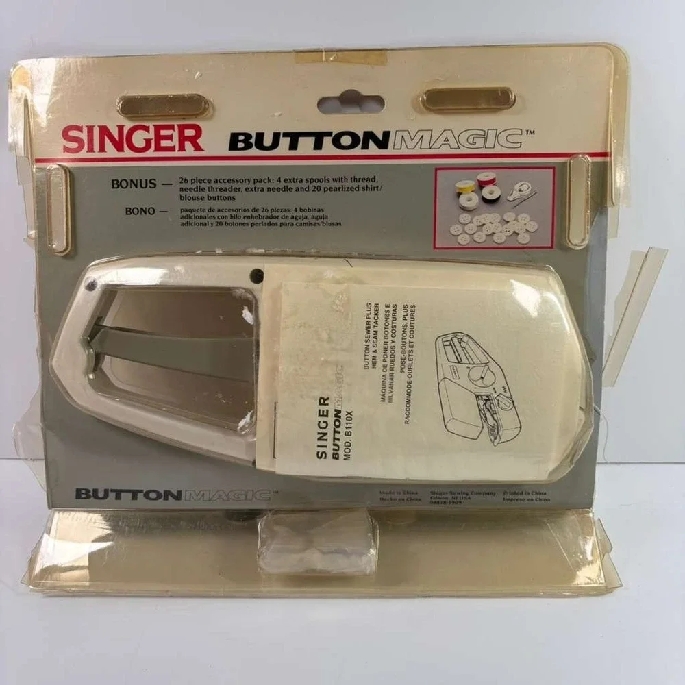 VTG Singer Button Magic Hand Held B110X-CS Includes 4 Spools of Thread & Buttons